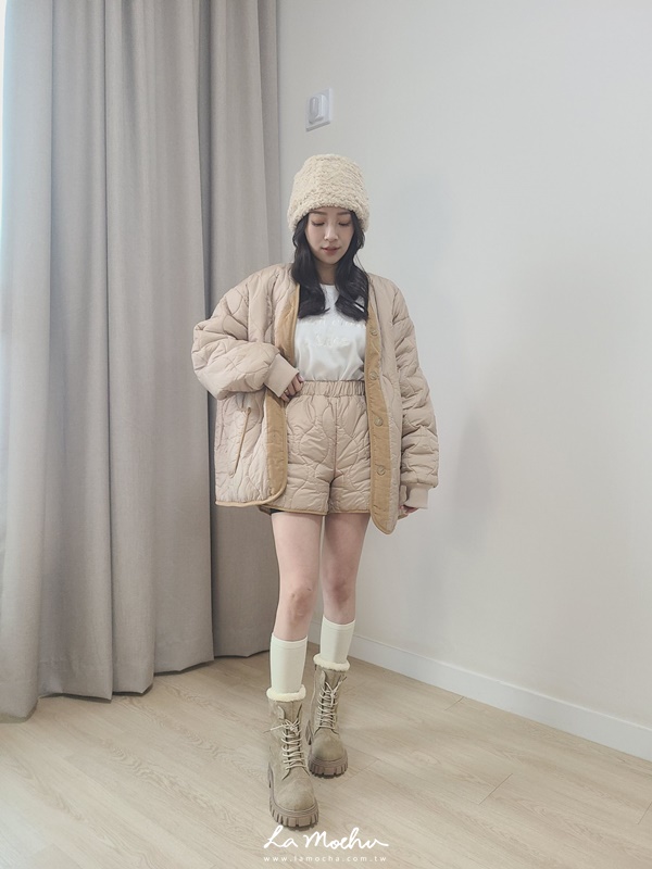 彈性壓紋鋪棉短褲